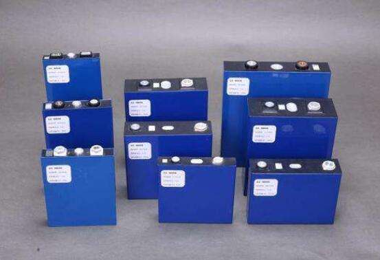 1GWh！中國鐵塔2021-2022年磷酸鐵鋰換電電池招標！